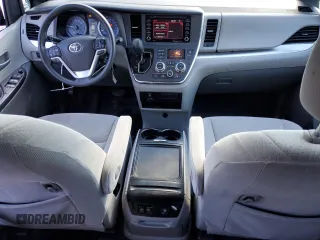 2018 Toyota Sienna LE Auto Access Seat with VIN 5TDKZ3DC8JS915102, listed as a Copart auction lot 44903865 with 112,098 mi miles and Clean Title. Bid and sale history available at carsss.com. Image 8.