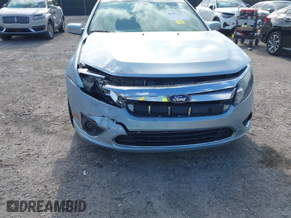 2010 Ford Fusion Hybrid with VIN 3FADP0L35AR354431, listed as a IAAI auction lot 42107722 with 142,250 mi miles. Bid and sale history available at carsss.com. Image 6.