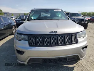 2017 Jeep Grand Cherokee Altitude z VIN 1C4RJEAG5HC929995, wystawiony jako Copart lot #55647565 z przebiegiem 207 845 mil mil oraz Szkoda całkowita • Salvage title. Historia ofert i sprzedaży dostępna na DreamBid. Obrazek 5.