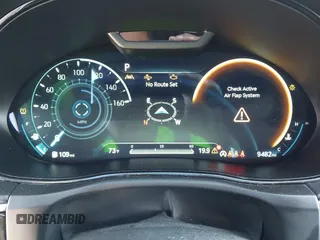 2024 Genesis GV70 2.5T z VIN 5NMMADTB2RH006771, wystawiony jako IAAI lot #42011216 z przebiegiem 9482 mil mil oraz . Historia ofert i sprzedaży dostępna na DreamBid. Obrazek 7.