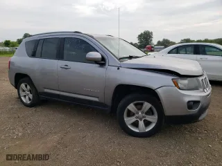 2016 Jeep Compass High Altitude Edition with VIN 1C4NJDEB8GD637788, listed as a Copart auction lot 52401915 with 151,995 mi miles and Salvage Title. Bid and sale history available at carsss.com. Image 4.