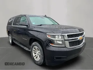 2019 Chevrolet Suburban LT with VIN 1GNSKHKC8KR172632, listed as a Copart auction lot 52553195 with 187,890 mi miles and Clean Title. Bid and sale history available at carsss.com. Image 1.