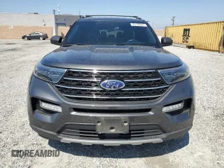 2020 Ford Explorer XLT with VIN 1FMSK7DH3LGA17183, listed as a Copart auction lot 55178045 with 84,140 mi miles and Salvage Title. Bid and sale history available at DreamBid. Image 5.