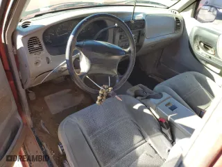 1998 Ford Ranger XL with VIN 1FTYR14X2WPA70377, listed as a Copart auction lot 82081574 with 311,767 mi miles and Salvage Title. Bid and sale history available at carsss.com. Image 8.