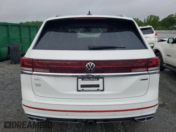 2025 Volkswagen Atlas SE with VIN 1V2FR2CA5SC545885, listed as a Copart auction lot 56670505 with 1,772 mi miles and Salvage title. Bid and sale history available at DreamBid. Image 6.