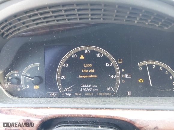 2007 Mercedes-Benz S-Class 5.5L V8 with VIN WDDNG86X97A090361, listed as a IAAI auction lot 41976832 with 210,763 mi miles. Bid and sale history available at carsss.com. Image 7.