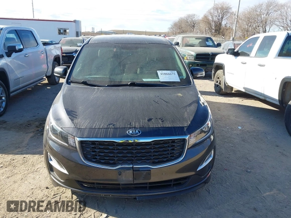 2021 Kia Sedona EX with VIN KNDMB5C19M6671229, listed as a IAAI auction lot 41066675 with 168,393 mi miles. Bid and sale history available at carsss.com. Image 12.