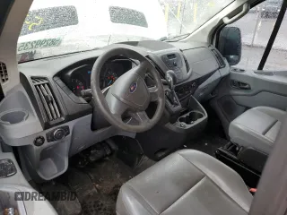 2018 Ford Transit с VIN 1FTYE1ZMXJKA30628, выставлен на аукционе Copart как лот 58299235 с пробегом 52 235 миль миль и Списание • Salvage title. История ставок и продаж доступна на DreamBid. Изображение 8.