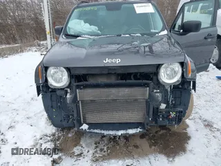 2017 Jeep Renegade Sport with VIN ZACCJBAB0HPG11643, listed as a IAAI auction lot 41604852 with 125,110 mi miles and . Bid and sale history available at carsss.com. Image 6.