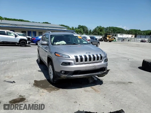 2016 Jeep Cherokee Latitude с VIN 1C4PJMCS4GW252227, выставлен на аукционе Copart как лот 62210565 с пробегом Не указан миль и Списание • Salvage title. История ставок и продаж доступна на DreamBid. Изображение 14.