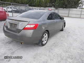 2008 Honda Civic Cpe EX with VIN 2HGFG12878H517447, listed as a IAAI auction lot 41925712 with 213,563 mi miles. Bid and sale history available at carsss.com. Image 4.