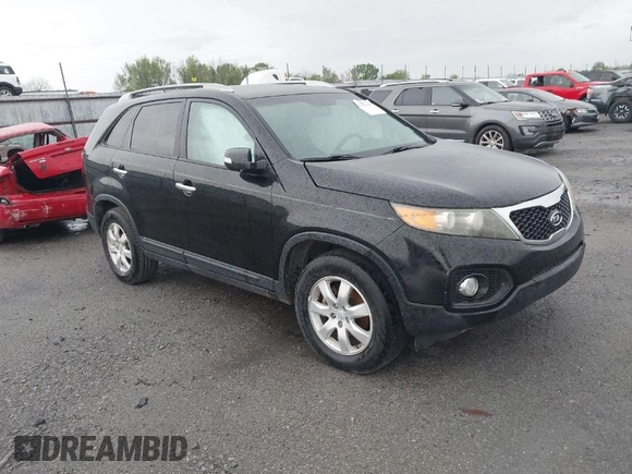 2011 Kia Sorento LX with VIN 5XYKT4A17BG075127, listed as a IAAI auction lot 41944643 with 123,785 mi miles. Bid and sale history available at carsss.com. Image 1.