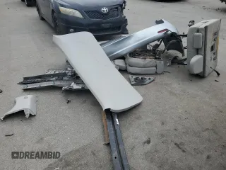 2011 Toyota Sienna XLE z VIN 5TDDK3DC1BS018203, wystawiony jako Copart lot #58807795 z przebiegiem 103 177 mil mil oraz Szkoda całkowita • Salvage title. Historia ofert i sprzedaży dostępna na DreamBid. Obrazek 13.