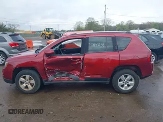 2016 Jeep Compass Latitude с VIN 1C4NJCEA3GD665807, выставлен на аукционе IAAI как лот 42147138 с пробегом 130 244 миль миль и . История ставок и продаж доступна на DreamBid. Изображение 14.