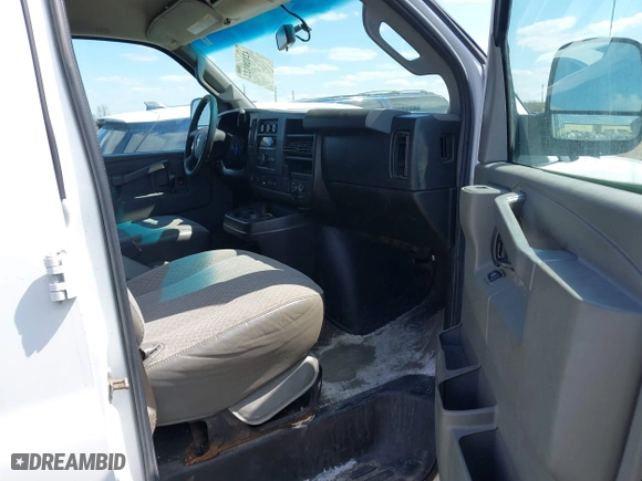2017 Chevrolet Express Passenger LT with VIN 1GAZGPFF4H1242182, listed as a IAAI auction lot 42020122 with 51,100 mi miles. Bid and sale history available at carsss.com. Image 5.