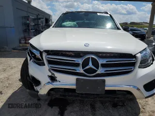 2017 Mercedes-Benz GLC with VIN WDC0G4JBXHF260444, listed as a Copart auction lot 50964555 with 31,823 mi miles and Salvage Title. Bid and sale history available at carsss.com. Image 5.