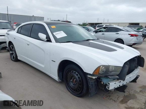 2013 Dodge Charger RT with VIN 2C3CDXCT8DH729644, listed as a IAAI auction lot 41932502 with 149,685 mi miles and . Bid and sale history available at carsss.com. Image 1.