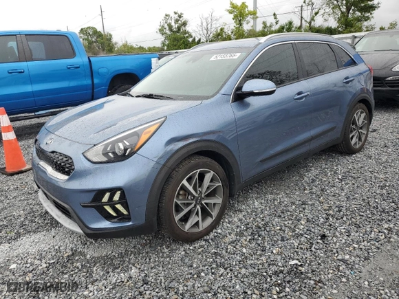 2020 Kia Niro Touring with VIN KNDCC3LC2L5423472, listed as a Copart auction lot 52155765 with 74,804 mi miles and Non Repairable. Bid and sale history available at carsss.com. Image 1.