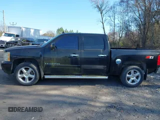 2008 Chevrolet Silverado 1500 LTZ with VIN 2GCEK133881233538, listed as a IAAI auction lot 42088937 with 190,791 mi miles and . Bid and sale history available at DreamBid. Image 14.