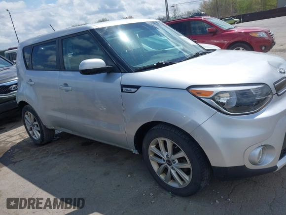 2018 Kia Soul + with VIN KNDJP3A53J7510640, listed as a IAAI auction lot 42061530 with 62,068 mi miles. Bid and sale history available at carsss.com. Image 14.