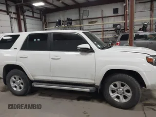 2015 Toyota 4Runner Limited with VIN JTEBU5JR5F5234181, listed as a IAAI auction lot 41444618 with 176,810 mi miles and . Bid and sale history available at carsss.com. Image 13.