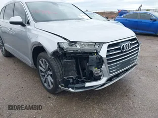 2019 Audi Q7 Premium Plus z VIN WA1LAAF73KD040924, wystawiony jako IAAI lot #41897902 z przebiegiem 131 535 mil mil oraz . Historia ofert i sprzedaży dostępna na DreamBid. Obrazek 6.