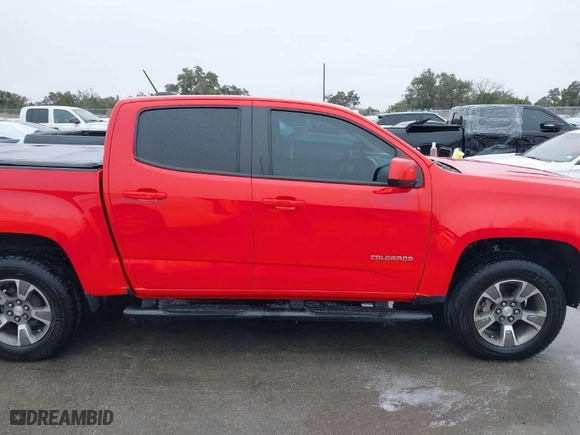 2019 Chevrolet Colorado 4WD Z71 with VIN 1GCGTDEN0K1359685, listed as a IAAI auction lot 41644666 with 64,029 mi miles. Bid and sale history available at carsss.com. Image 14.