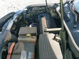 2010 Toyota Camry z VIN 4T1BB3EK6AU123189, wystawiony jako IAAI lot #43506949 z przebiegiem 276 551 mil mil oraz . Historia ofert i sprzedaży dostępna na DreamBid. Obrazek 12.