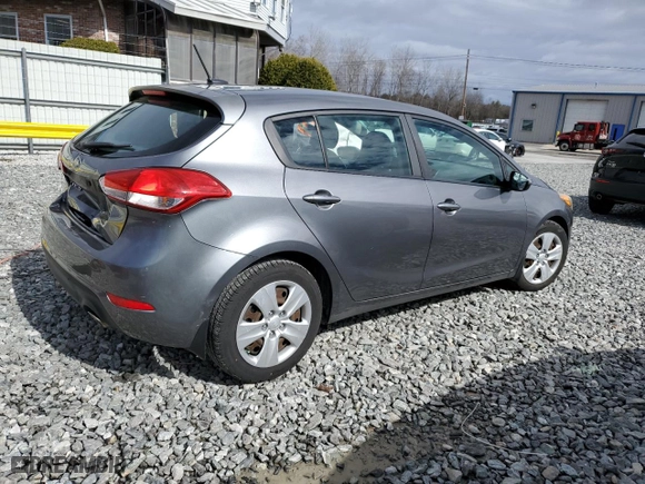 2016 Kia Forte 5-Door LX with VIN KNAFK5A89G5573494, listed as a Copart auction lot 50078525 with 25,733 mi miles and Salvage Title. Bid and sale history available at carsss.com. Image 3.