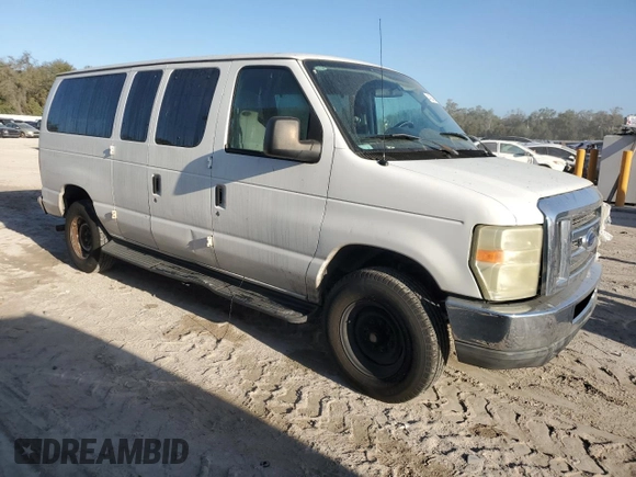 2011 Ford Econoline Passenger XL with VIN 1FBNE3BLXBDA42711, listed as a Copart auction lot 44326425 with 476,137 mi miles and Salvage Title. Bid and sale history available at carsss.com. Image 4.