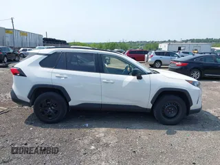2019 Toyota RAV4 LE with VIN JTMF1RFV0KD045059, listed as a IAAI auction lot 42402598 with Not provided miles and . Bid and sale history available at DreamBid. Image 13.