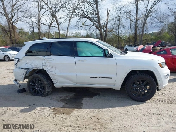 2019 Jeep Grand Cherokee Laredo E with VIN 1C4RJFAG6KC696190, listed as a IAAI auction lot 41719404 with 86,947 mi miles. Bid and sale history available at carsss.com. Image 13.