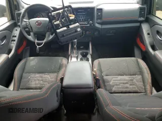 2022 Nissan Frontier Pro-4X z VIN 1N6ED1EK2NN694482, wystawiony jako Copart lot #51804515 z przebiegiem 32 288 mil mil oraz Szkody całkowita. Historia ofert i sprzedaży dostępna na DreamBid. Obrazek 8.