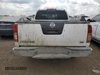 2008 Nissan Frontier SE z VIN 1N6BD06T18C438824, wystawiony jako Copart lot #56874405 z przebiegiem 228 495 mil mil oraz Tytuł czysty. Historia ofert i sprzedaży dostępna na DreamBid. Obrazek 6.