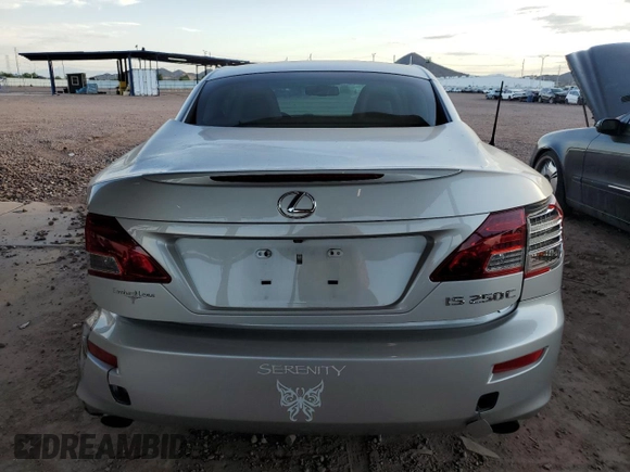 2012 Lexus IS 250 C z VIN JTHFF2C28C2525767, wystawiony jako Copart lot #61878825 z przebiegiem 65 218 mil mil oraz Szkoda całkowita • Salvage title. Historia ofert i sprzedaży dostępna na DreamBid. Obrazek 6.