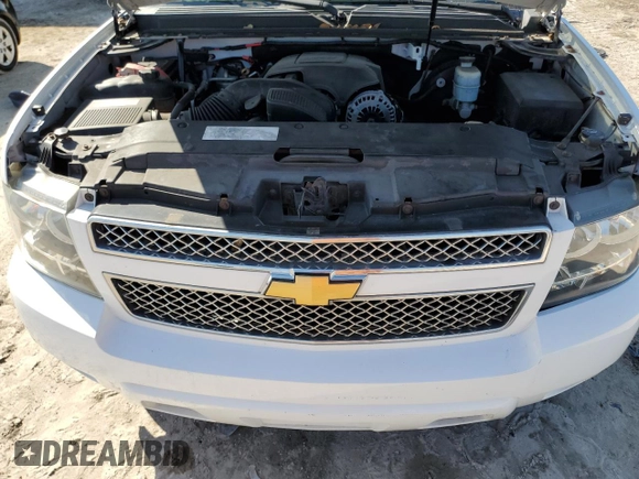 2008 Chevrolet Suburban LT with VIN 1GNFC16058J218236, listed as a Copart auction lot 75555554 with 103,718 mi miles and Salvage Title. Bid and sale history available at carsss.com. Image 12.