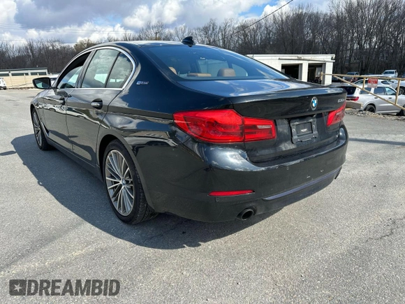 2018 BMW 5 Series 530e xDrive with VIN WBAJB1C57JB084929, listed as a Copart auction lot 50735195 with 139,305 mi miles and Clean Title. Bid and sale history available at carsss.com. Image 2.