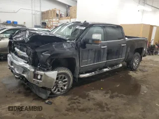 2018 Chevrolet Silverado 3500HD LT with VIN 1GC4KZCY0JF148536, listed as a Copart auction lot 44892825 with 123,280 mi miles and Salvage Title. Bid and sale history available at DreamBid. Image 1.