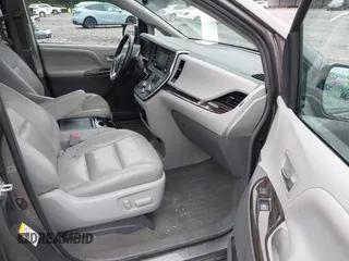 2018 Toyota Sienna XLE Auto Access Seat with VIN 5TDYZ3DCXJS907898, listed as a IAAI auction lot 42346946 with 119,903 mi miles and . Bid and sale history available at DreamBid. Image 5.
