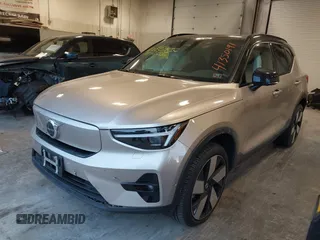 2023 Volvo XC40 Ultimate z VIN YV4ED3UM4P2052302, wystawiony jako IAAI lot #41350191 z przebiegiem 8 542 mil mil oraz . Historia ofert i sprzedaży dostępna na DreamBid. Obrazek 2.