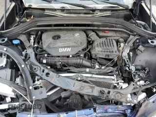 2019 BMW X1 sDrive28i z VIN WBXHU7C56K5N33695, wystawiony jako Copart lot #55492205 z przebiegiem 18 824 mil mil oraz Szkoda całkowita • Salvage title. Historia ofert i sprzedaży dostępna na DreamBid. Obrazek 12.