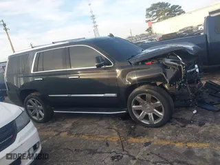 2016 Cadillac Escalade Luxury Collection with VIN 1GYS4BKJ0GR223427, listed as a IAAI auction lot 41208377 with 1 mi miles. Bid and sale history available at carsss.com. Image 13.