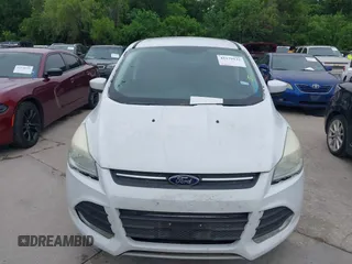 2015 Ford Escape SE with VIN 1FMCU0GX7FUB33968, listed as a IAAI auction lot 42179132 with 188,693 mi miles. Bid and sale history available at carsss.com. Image 6.