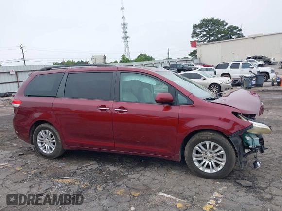 2011 Toyota Sienna XLE AAS с VIN 5TDYK3DC1BS007266, выставлен на аукционе IAAI как лот 42346087 с пробегом 123 054 миль миль и . История ставок и продаж доступна на DreamBid. Изображение 13.