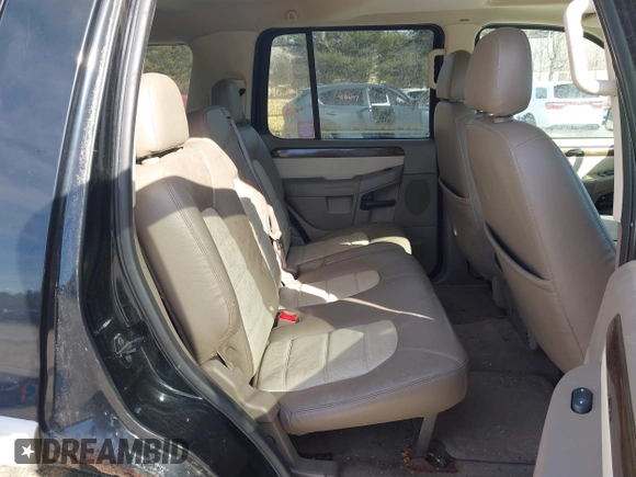 2005 Ford Explorer Eddie Bauer с VIN 1FMDU74E75UA61197, выставлен на аукционе IAAI как лот 41757028 с пробегом 187 185 миль миль и . История ставок и продаж доступна на DreamBid. Изображение 8.