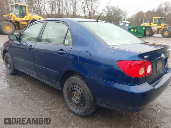 2007 Toyota Corolla CE with VIN JTDBR32E370102640, listed as a IAAI auction lot 41980922 with 199,825 mi miles. Bid and sale history available at carsss.com. Image 3.