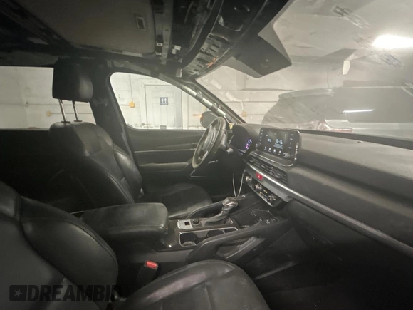 2020 Kia Telluride S with VIN 5XYP6DHC1LG073783, listed as a Copart auction lot 54958565 with 77,176 mi miles and Clean Title. Bid and sale history available at DreamBid. Image 5.