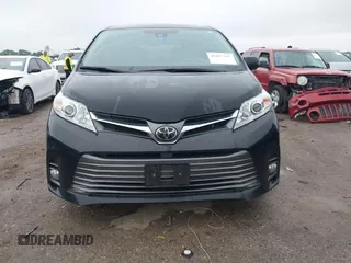 2019 Toyota Sienna XLE Auto Access Seat with VIN 5TDYZ3DC2KS977512, listed as a IAAI auction lot 42437255 with 41,877 mi miles and . Bid and sale history available at DreamBid. Image 12.