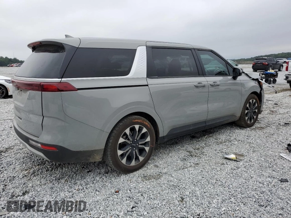 2024 Kia Carnival EX with VIN KNDNC5H36R6368654, listed as a Copart auction lot 71505274 with 32,135 mi miles and Salvage Title. Bid and sale history available at carsss.com. Image 3.