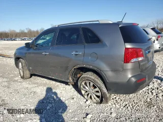 2011 Kia Sorento LX with VIN 5XYKTDA29BG065420, listed as a Copart auction lot 44386425 with 167,033 mi miles and Salvage Title. Bid and sale history available at carsss.com. Image 2.